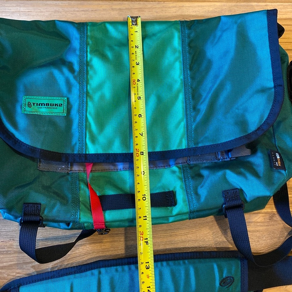 Timbuk2 messenger bag GUC - Picture 10 of 10